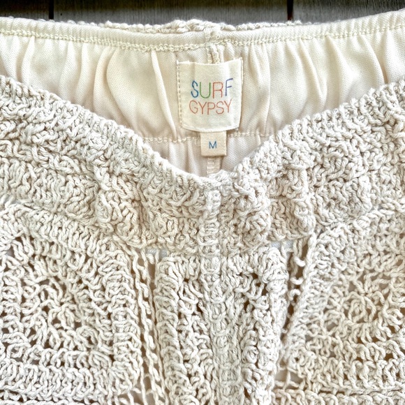 Surf Gypsy Crocheted Shorts, Size Medium - Picture 2 of 11